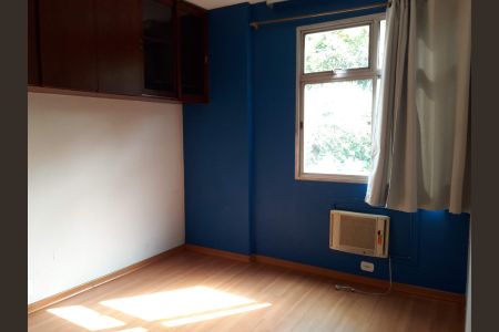 Apartamento à venda com 120m², 4 quartos e 2 vagasQuarto