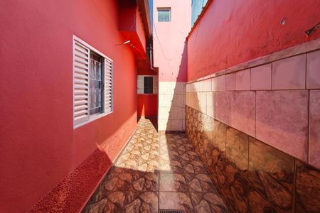 Casa para alugar com 50m², 1 quarto e 1 vaga Casa para alugar com 50m², 1 quarto e 1 vagaQuintal