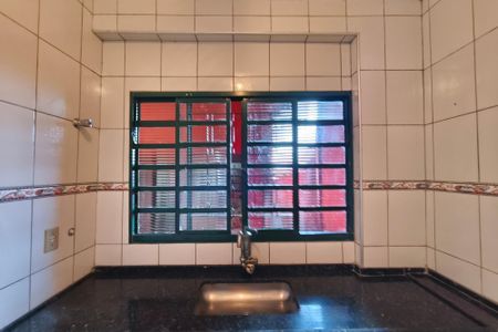 Casa para alugar com 50m², 1 quarto e 1 vaga Casa para alugar com 50m², 1 quarto e 1 vagaCozinha