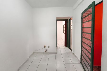 Casa para alugar com 50m², 1 quarto e 1 vaga Casa para alugar com 50m², 1 quarto e 1 vagaSala