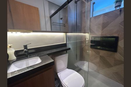 Casa de condomínio à venda com 216m², 3 quartos e 2 vagasBanheiro