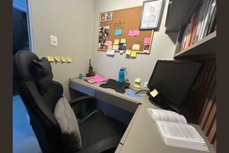 Casa de condomínio à venda com 216m², 3 quartos e 2 vagasQuarto