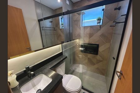 Casa de condomínio à venda com 216m², 3 quartos e 2 vagasBanheiro