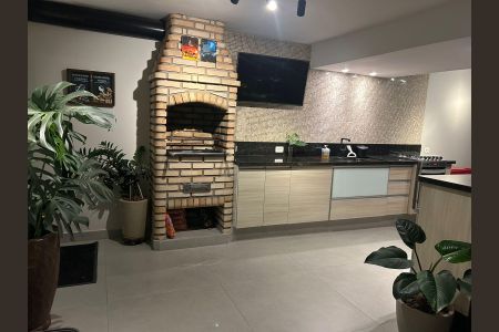 Casa de condomínio à venda com 216m², 3 quartos e 2 vagaschurrasqueira