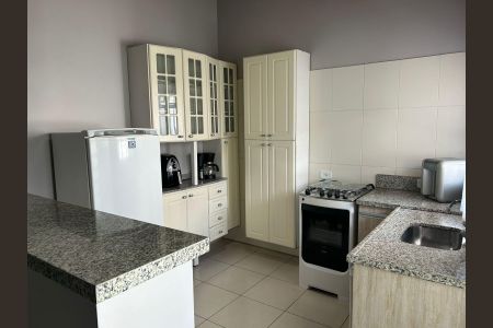 Casa de condomínio à venda com 216m², 3 quartos e 2 vagasedícula