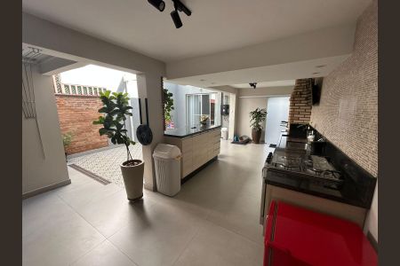 Casa de condomínio à venda com 216m², 3 quartos e 2 vagasárea externa