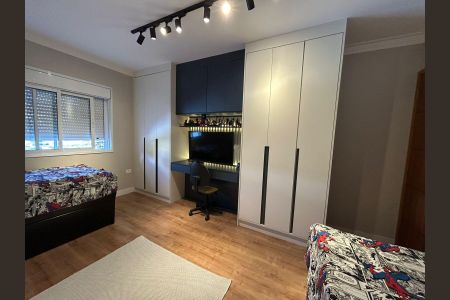 Casa de condomínio à venda com 216m², 3 quartos e 2 vagasQuarto