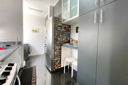 Apartamento à venda com 67m², 2 quartos e 2 vagasCozinha