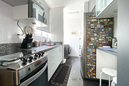 Apartamento à venda com 67m², 2 quartos e 2 vagasCozinha