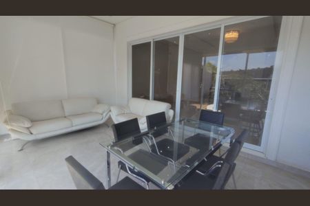 Casa para alugar com 5 quartos, 450m² em Cidade Tamboré, Santana de Parnaíba