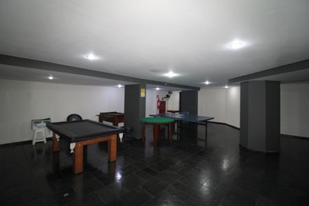 Apartamento para alugar com 75m², 2 quartos e 1 vagaÁrea Comum