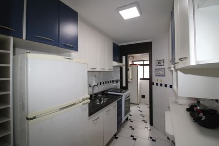 Apartamento para alugar com 75m², 2 quartos e 1 vagaCozinha