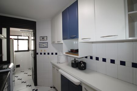 Apartamento para alugar com 75m², 2 quartos e 1 vagaCozinha