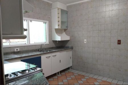 Foto 06 de casa à venda com 3 quartos, 150m² em Jardim Fernandes, São Paulo