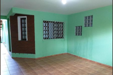 Foto 01 de casa à venda com 3 quartos, 150m² em Jardim Fernandes, São Paulo