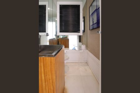 Casa à venda com 830m², 6 quartos e 5 vagas Casa à venda com 830m², 6 quartos e 5 vagasLavabo