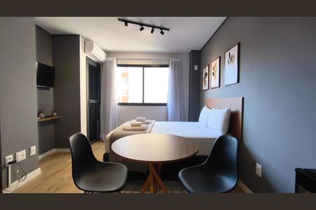 Studio à venda com 32m², 1 quarto e sem vaga Studio à venda com 32m², 1 quarto e sem vagaQuarto