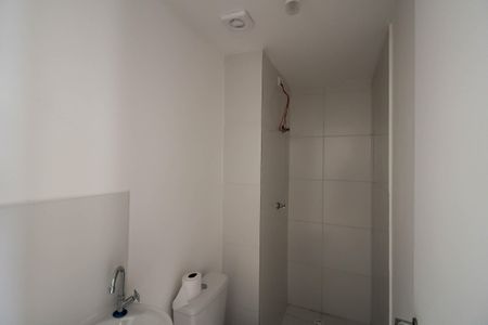Apartamento para alugar com 28m², 2 quartos e sem vaga Apartamento para alugar com 28m², 2 quartos e sem vagaBanheiro