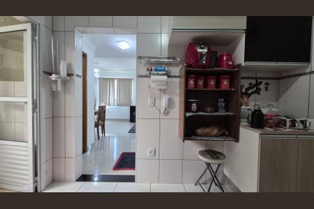 Casa para alugar com 123m², 3 quartos e 3 vagasCozinha 
