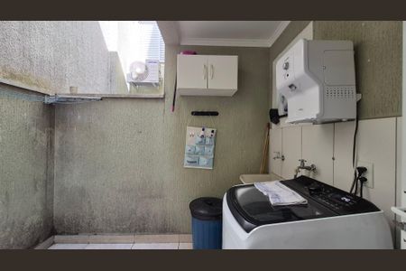 Casa para alugar com 123m², 3 quartos e 3 vagasÁrea de serviço 