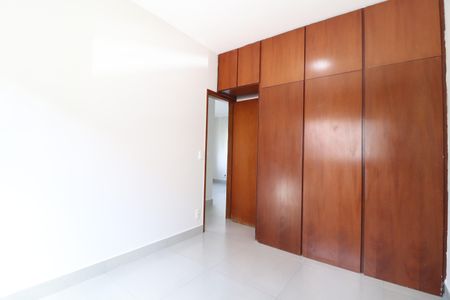Apartamento para alugar com 55m², 2 quartos e 1 vagaQuarto 2