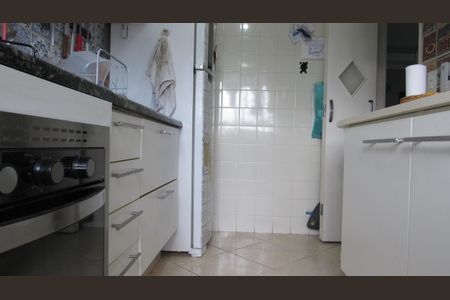 Apartamento à venda com 57m², 2 quartos e 1 vagaCozinha - Área de Serviço