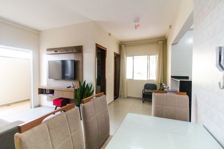 Sala de apartamento à venda com 2 quartos, 54m² em Itaquera, São Paulo
