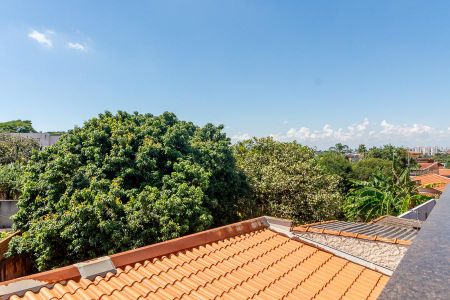 Casa para alugar com 245m², 3 quartos e 2 vagasVista Quintal