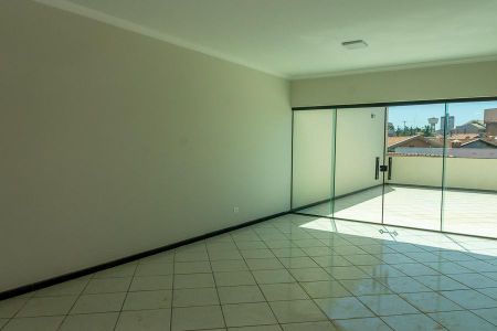 Casa para alugar com 245m², 3 quartos e 2 vagasCozinha 2