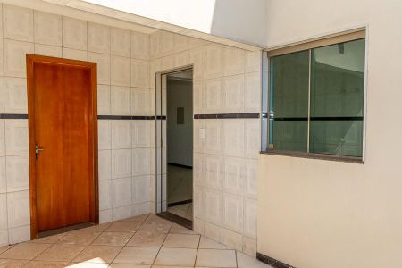 Casa para alugar com 245m², 3 quartos e 2 vagasÁrea de Serviço e varanda 