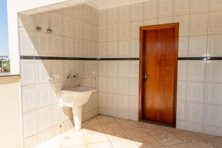 Casa para alugar com 245m², 3 quartos e 2 vagasÁrea de Serviço e varanda 