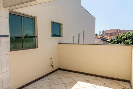 Casa para alugar com 245m², 3 quartos e 2 vagasÁrea de Serviço e varanda 