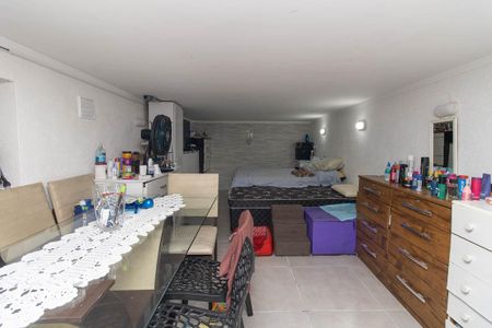 Casa à venda com 285m², 3 quartos e 6 vagas Casa à venda com 285m², 3 quartos e 6 vagasSalão de Festas
