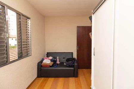 Casa à venda com 285m², 3 quartos e 6 vagas Casa à venda com 285m², 3 quartos e 6 vagasQuarto 1