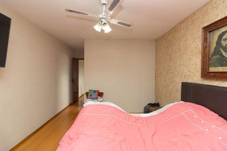 Casa à venda com 285m², 3 quartos e 6 vagas Casa à venda com 285m², 3 quartos e 6 vagasQuarto Suíte