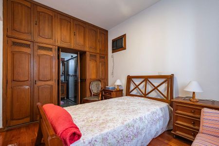 Apartamento à venda com 200m², 4 quartos e 3 vagasSuíte 2