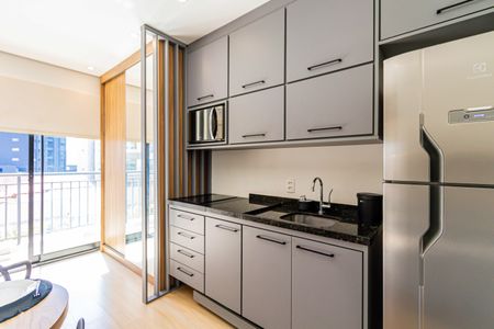 Cozinha de kitnet/studio à venda com 1 quarto, 30m² em Sumaré, São Paulo