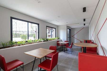 Apartamento para alugar com 42m², 2 quartos e sem vaga Apartamento para alugar com 42m², 2 quartos e sem vagaÁrea Comum - Salão de Festas
