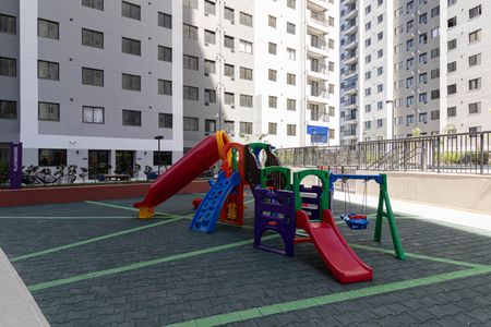 Apartamento para alugar com 42m², 2 quartos e sem vaga Apartamento para alugar com 42m², 2 quartos e sem vagaÁrea Comum - Playground