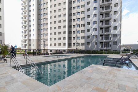 Apartamento para alugar com 42m², 2 quartos e sem vaga Apartamento para alugar com 42m², 2 quartos e sem vagaÁrea Comum - Piscina