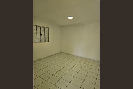 Quarto de casa para alugar com 2 quartos, 80m² em Vila Guarani, São Paulo