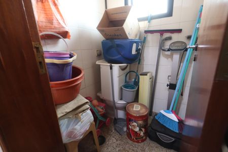 Apartamento à venda com 216m², 3 quartos e 2 vagasBanheiro de Serviço