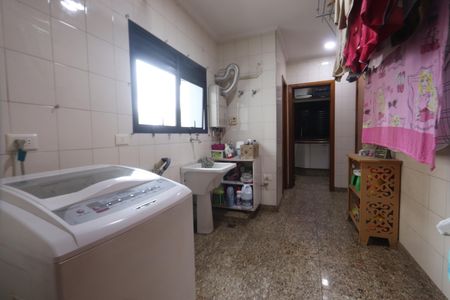 Apartamento à venda com 216m², 3 quartos e 2 vagasLavanderia