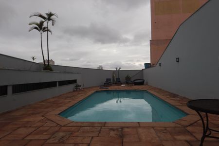 Apartamento à venda com 216m², 3 quartos e 2 vagasÁrea comum - Piscina