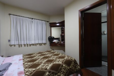 Apartamento à venda com 216m², 3 quartos e 2 vagasSuíte