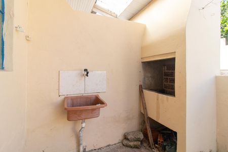 Casa para alugar com 50m², 1 quarto e sem vagaQuintal