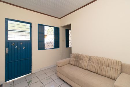 Sala de casa para alugar com 1 quarto, 50m² em São José, Porto Alegre