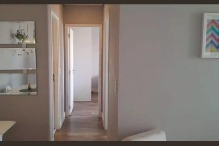 Apartamento à venda com 65m², 2 quartos e 1 vagaCorredor