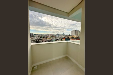 Apartamento para alugar com 87m², 2 quartos e 2 vagasVaranda