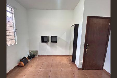 Casa para alugar com 220m², 3 quartos e 1 vaga